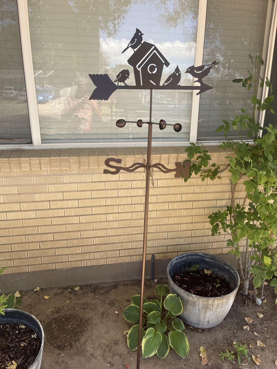 Decorative Bird Weathervane - Cardinal & Birdhouse Design - Rustic Metal Garden Stake