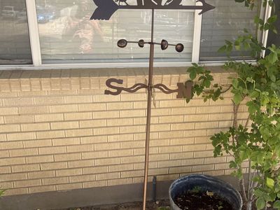 Decorative Bird Weathervane - Cardinal & Birdhouse Design - Rustic Metal Garden Stake