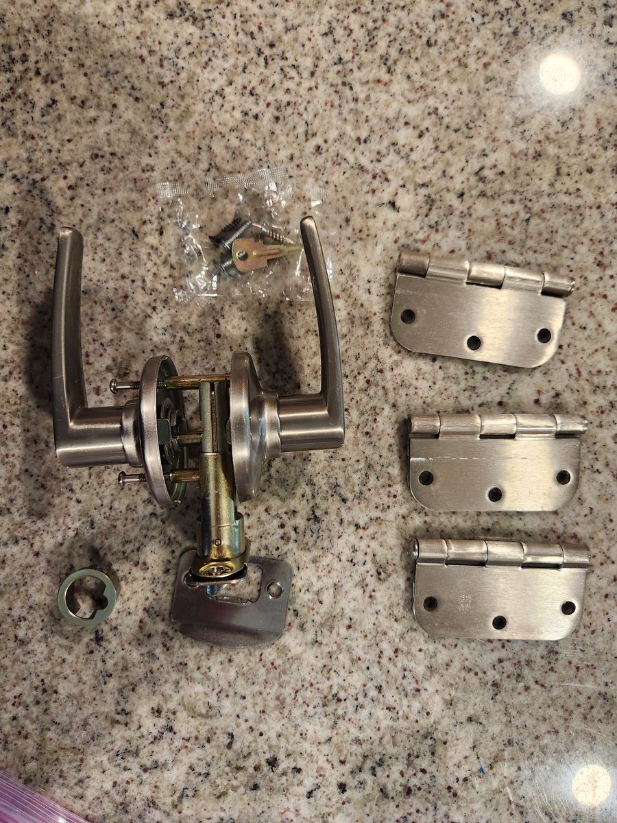 Brushed nickel door knob lever with hinges