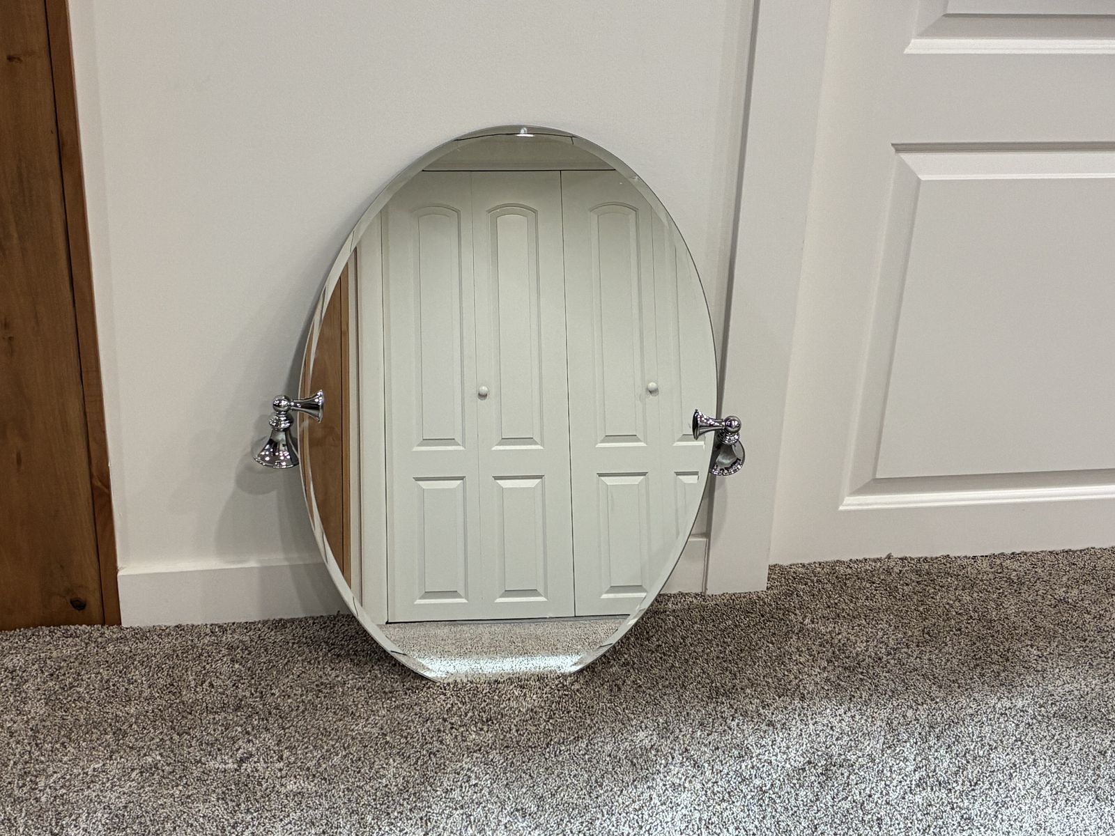 Vanity Bathroom Oval mirror