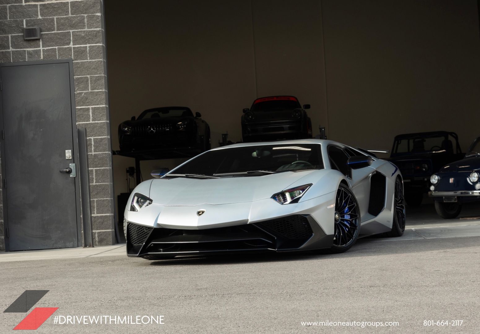 2016 Lamborghini Aventador LP 750-4 SV