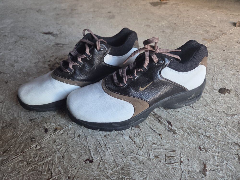 Nike SP-3 Tour Saddle golf shoes size 9.5 U.S Mans