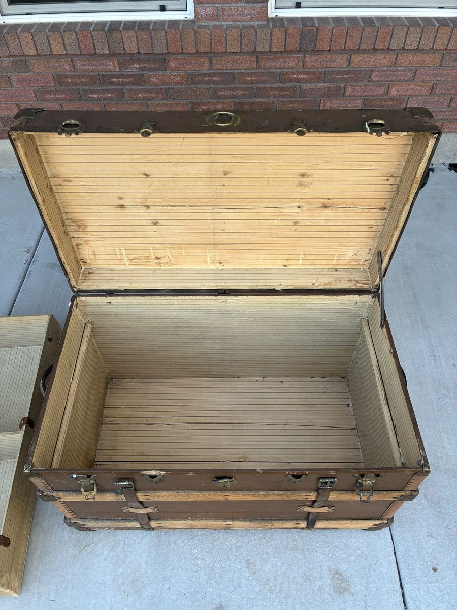Main image 4