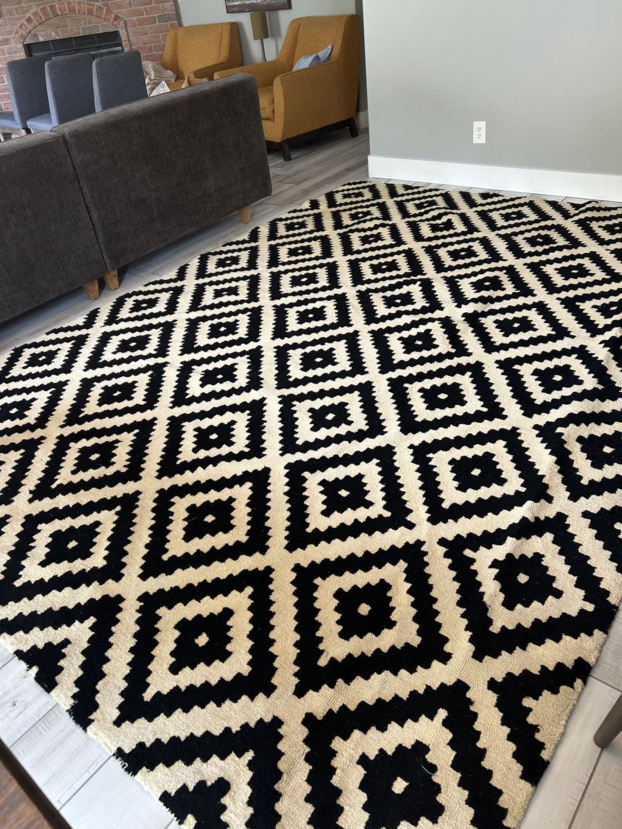 Area rug