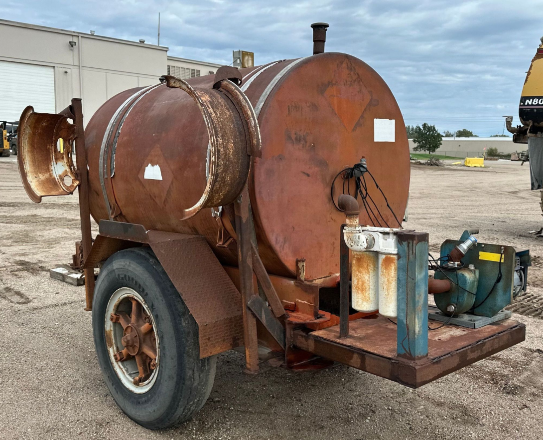 Bulk Water Single Axle Steel Utility Jobsite Industrial Tank Trailer With Goulds Pump Pintle Hitch Contractor Construction