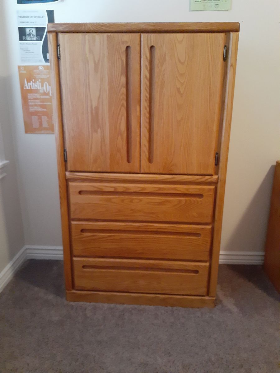 Solid Oak Twin 5 piece  Bedroom Set
