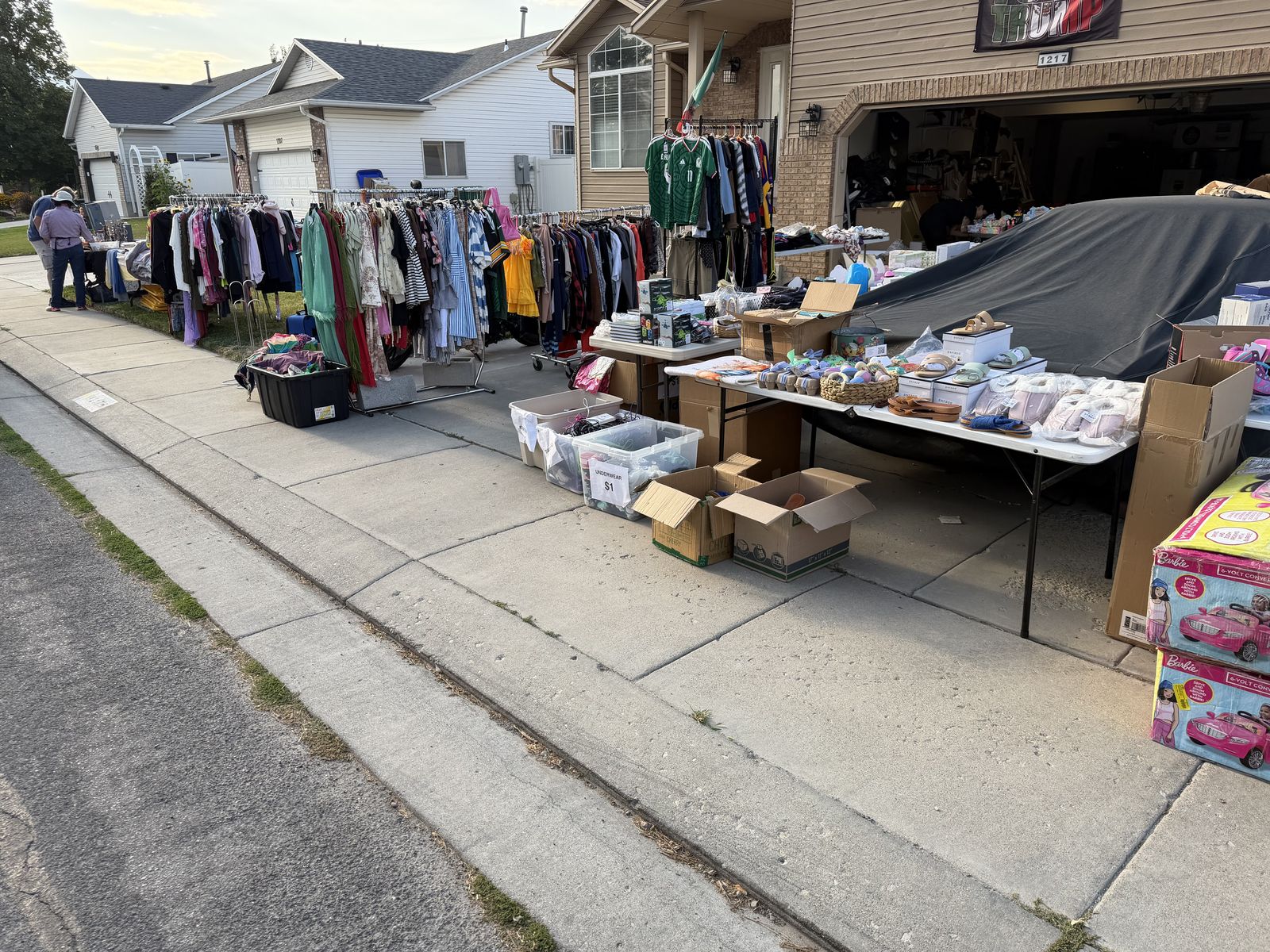 HUGE YARD SALE 