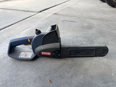 RYOBI CS1800 18V ONE+ Cordless 10-inch Electric Chainsaw - Tool Only