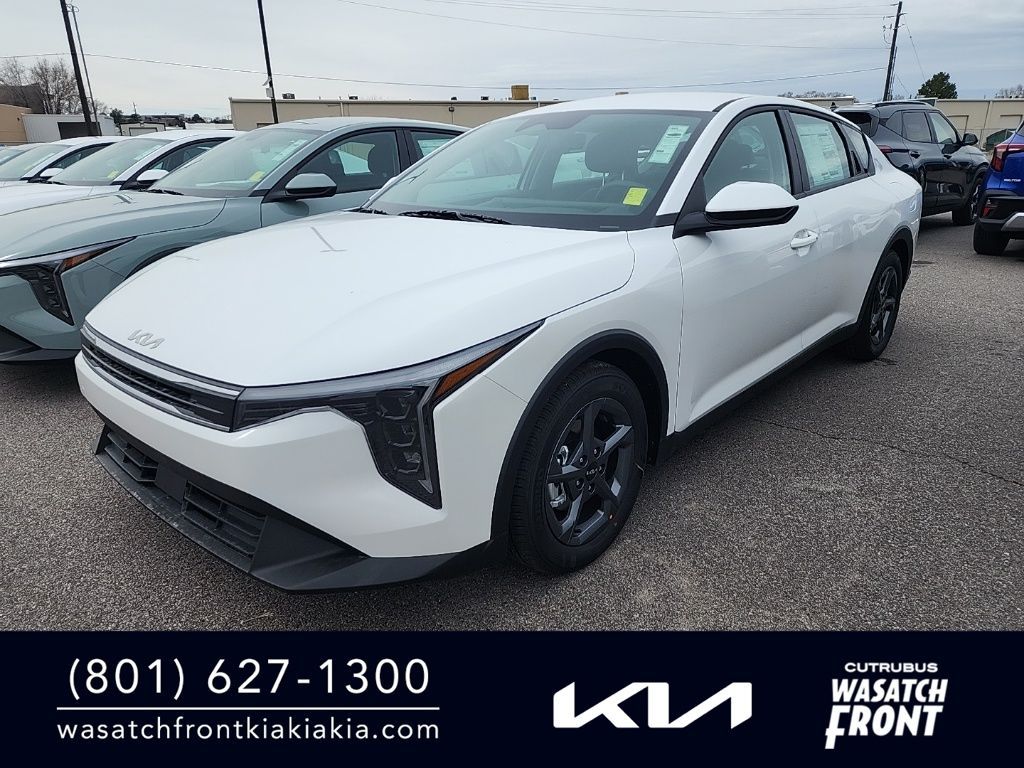 2026 KIA K4 LXS