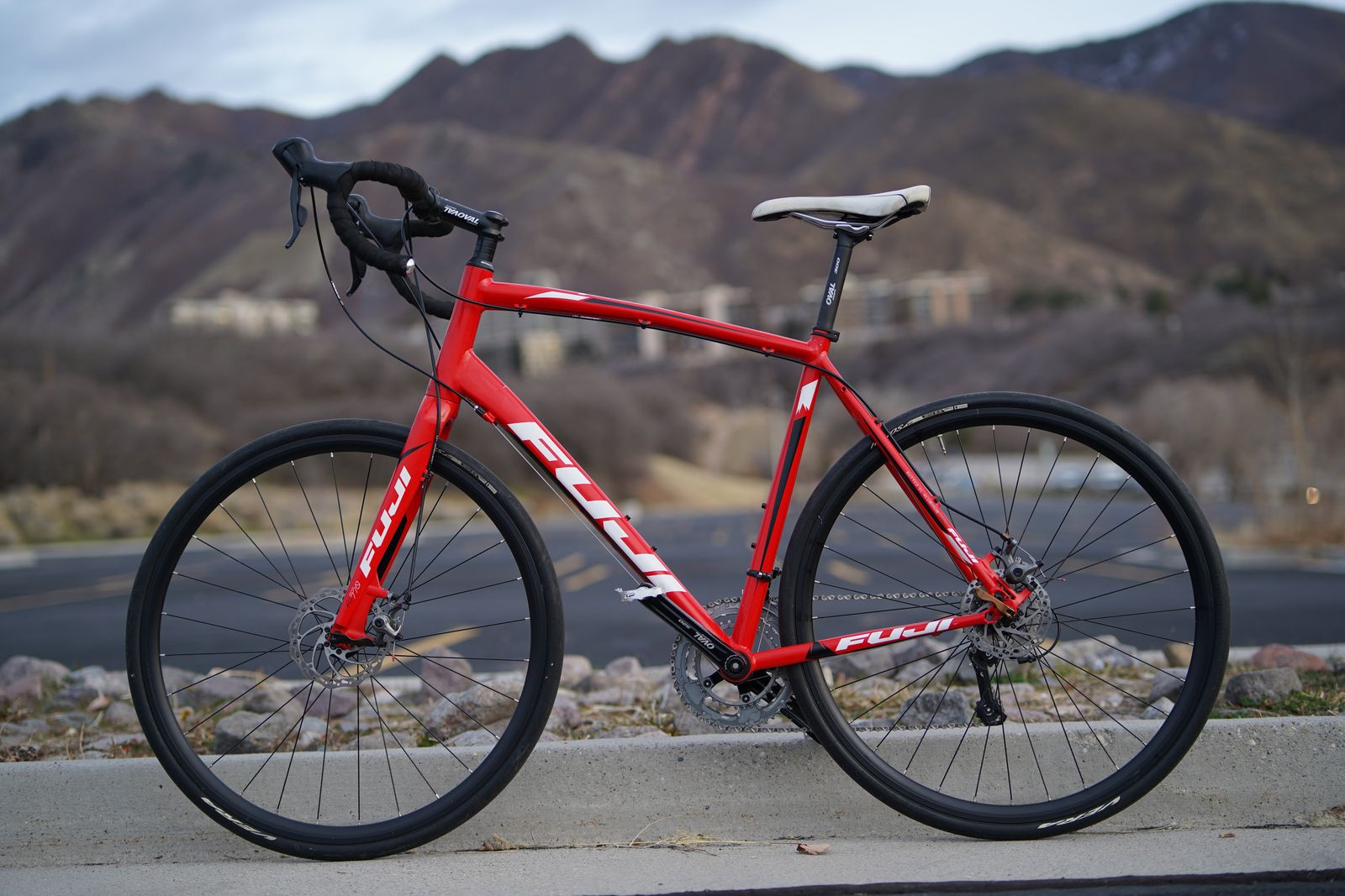 2014 Fuji Sportif Road Bike - Size Large - Great Condition