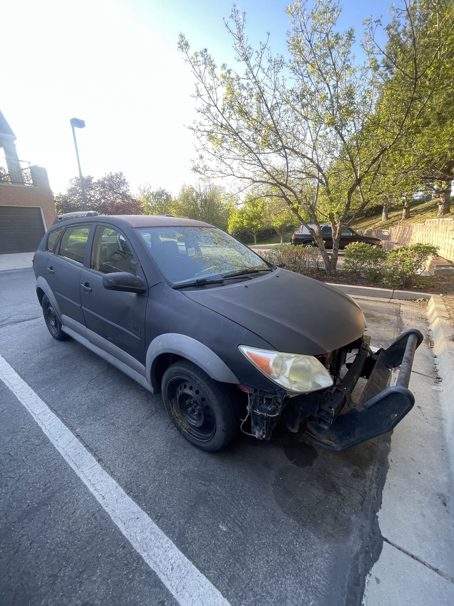 2005 PONTIAC VIBE Base