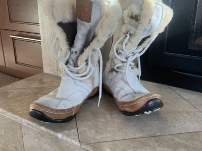 Boots-The North Face -size 8 ladies – Very Cute