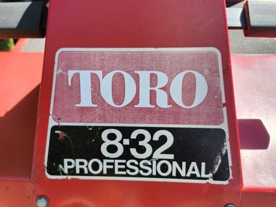 Toro 8-32 Professional Riding Lawn Mower - Red, w/ Bagging System