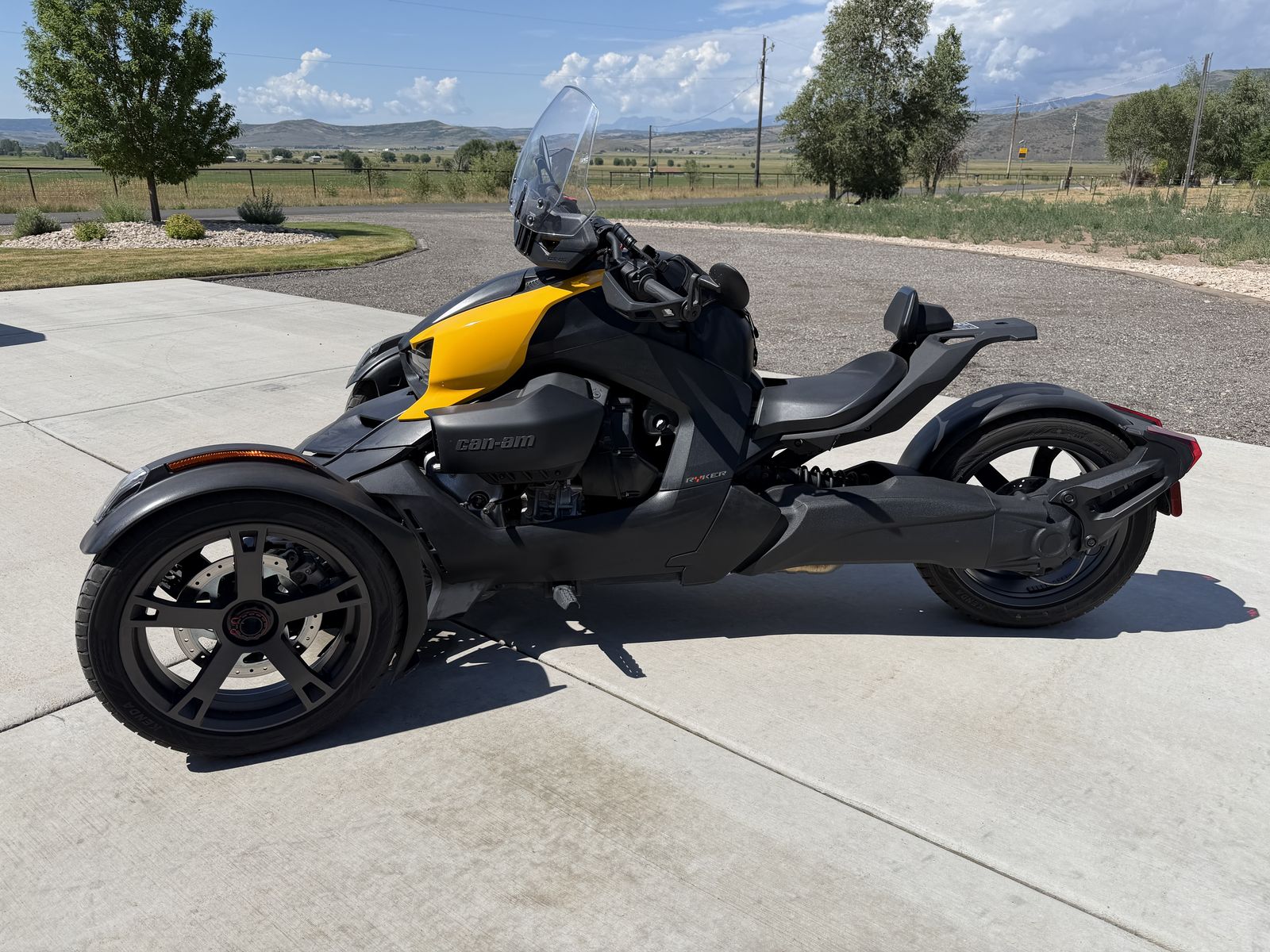 2022 Can Am Ryker 600 excellent condition 3K miles