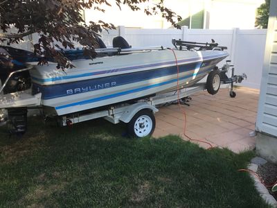 1989 Bayliner 1500 Capri