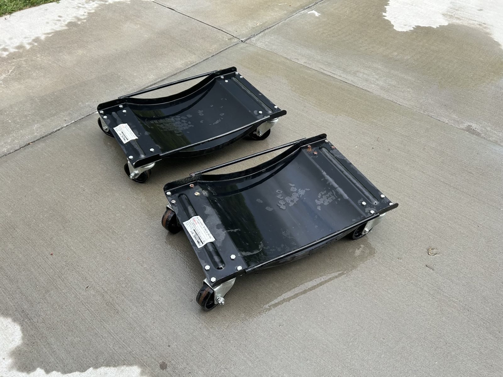 Harbor Freight Item #32052 Vehicle Tire Dollies Set of 2 (1000 Lbs Capacity Each)