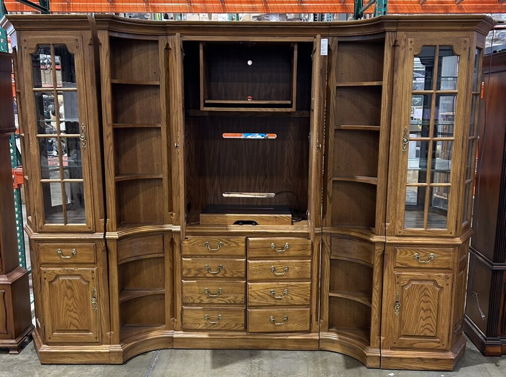 Thomasville 5 Piece Entertainment Center