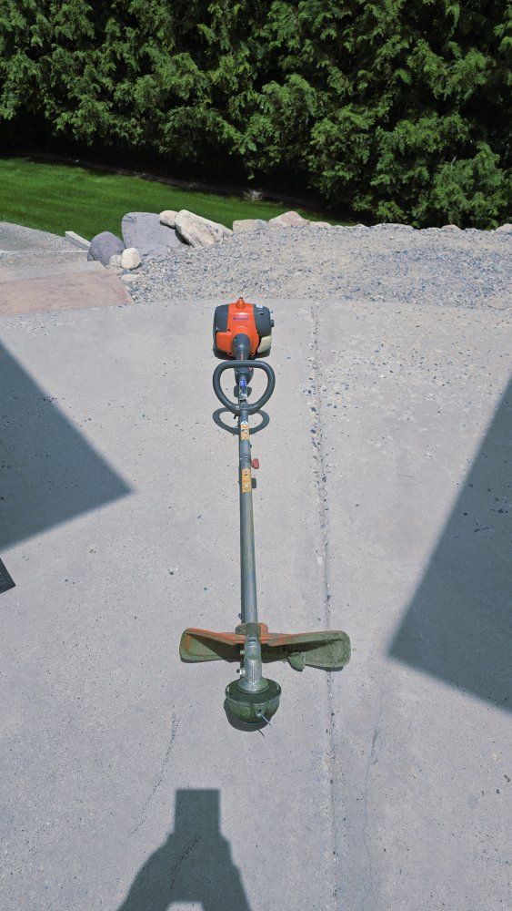 Gas Trimmer 28cc HUSQVARNA 128LD