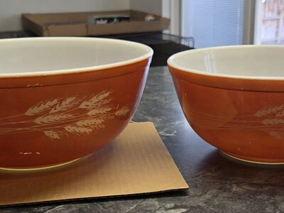 Vintage Pyrex Mixing bowls