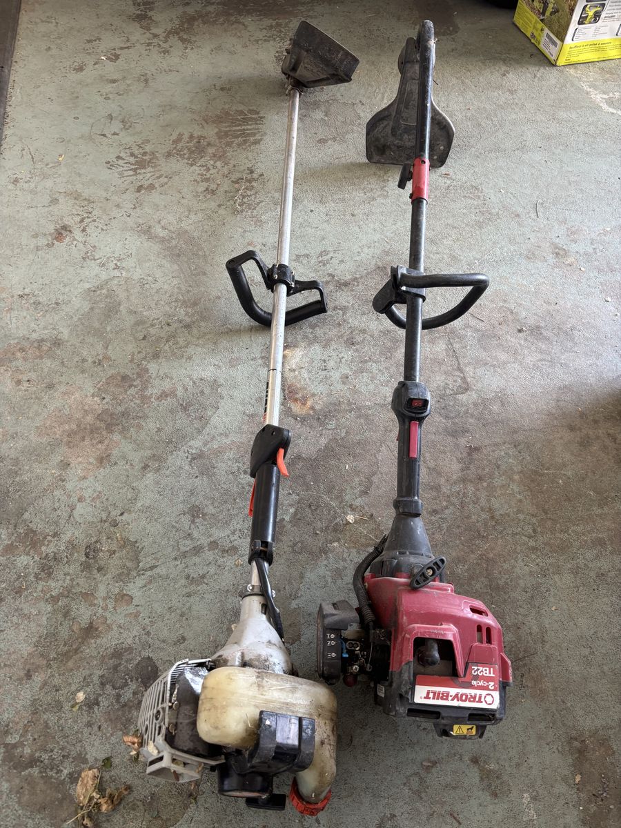 Lot of 2 Gas String Trimmers: Echo GT-200R & Troy-Bilt TB22 2-Cycle Weed Eaters
