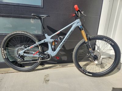 2023 Transition Spire Carbon, Medium