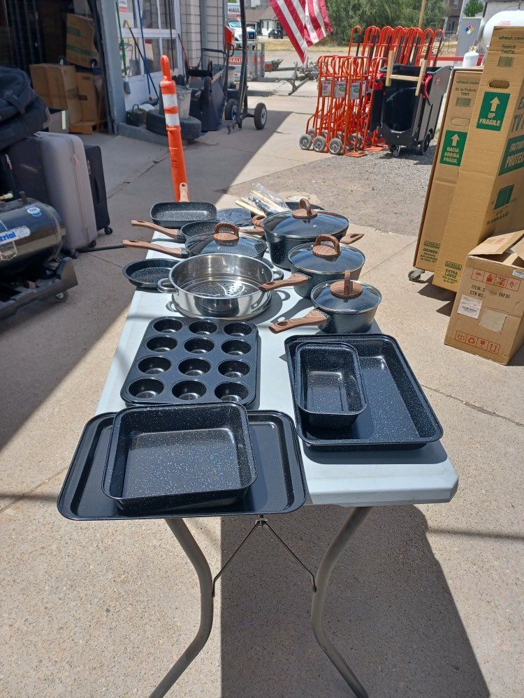 cookware set