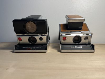 Polaroid SX-70 Bundle