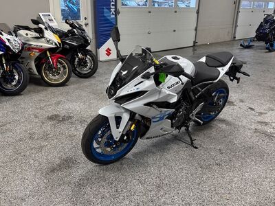 2026 Suzuki GSX-8R