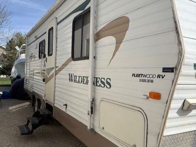 Ready to camp! 2004 Wilderness (price reduced) $5000 or reasonable offer