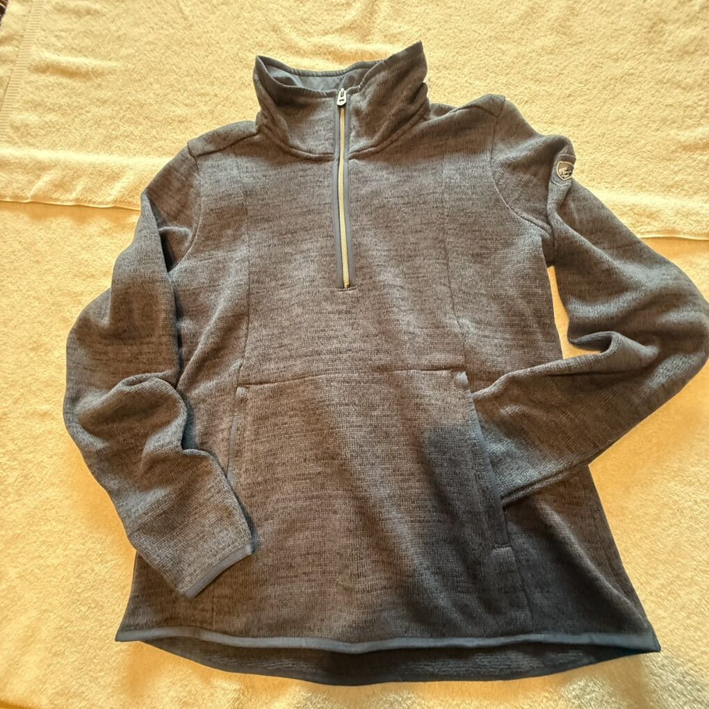 Kuhl Sweater Mens Small  NEW!