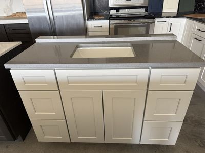 48 Inch White Plywood Vanity With 3cm Quartz
