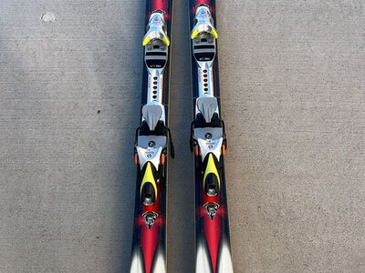 Skis - Rossignol Freeride VAS 177. Axial Bindings