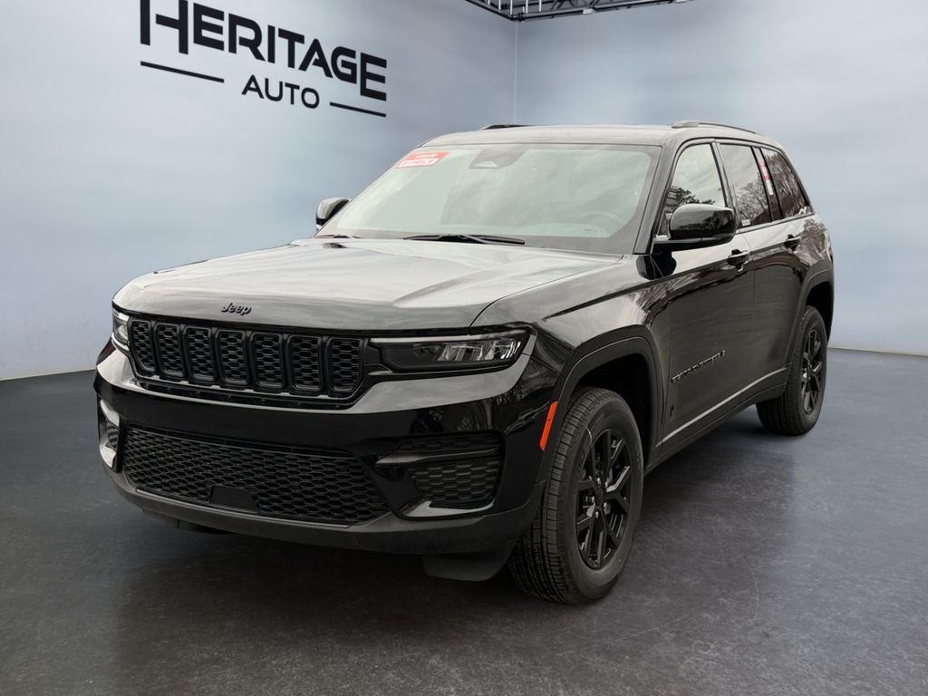 2025 Jeep Grand Cherokee Altitude