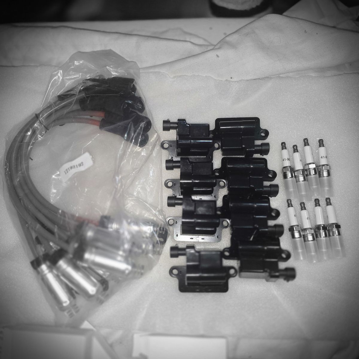 Spark Plugs, Wires & Coils for Vortec Engine 5.3L