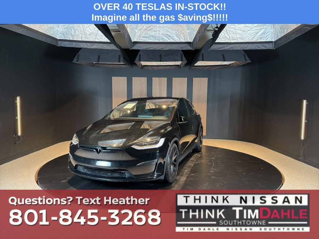 2022 Tesla Model X Base