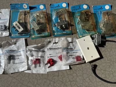 Banana Plugs, Dual Switch and Line Spliter, etc.