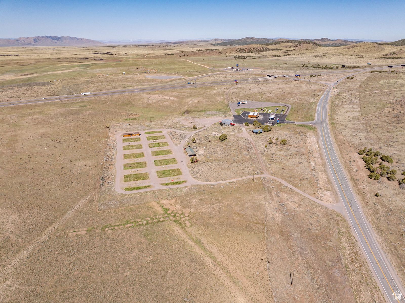 Main image 19