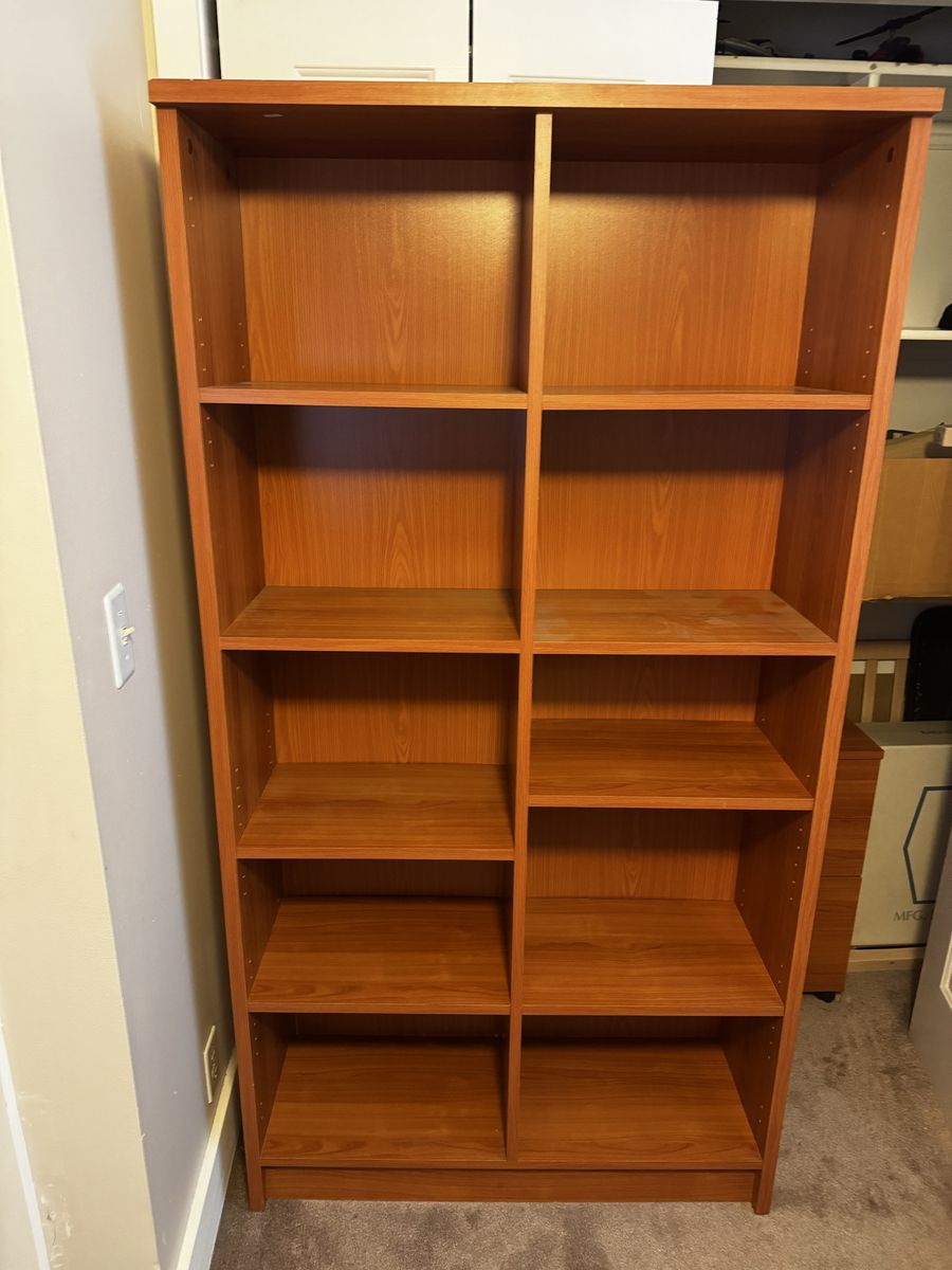 Office bookcases and drawers cabinet.