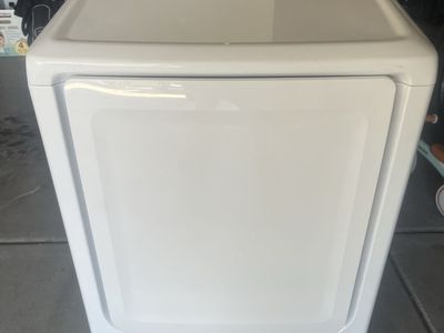 Samsung • DV5200R. White Electric Dryer, Excellent Condition.
