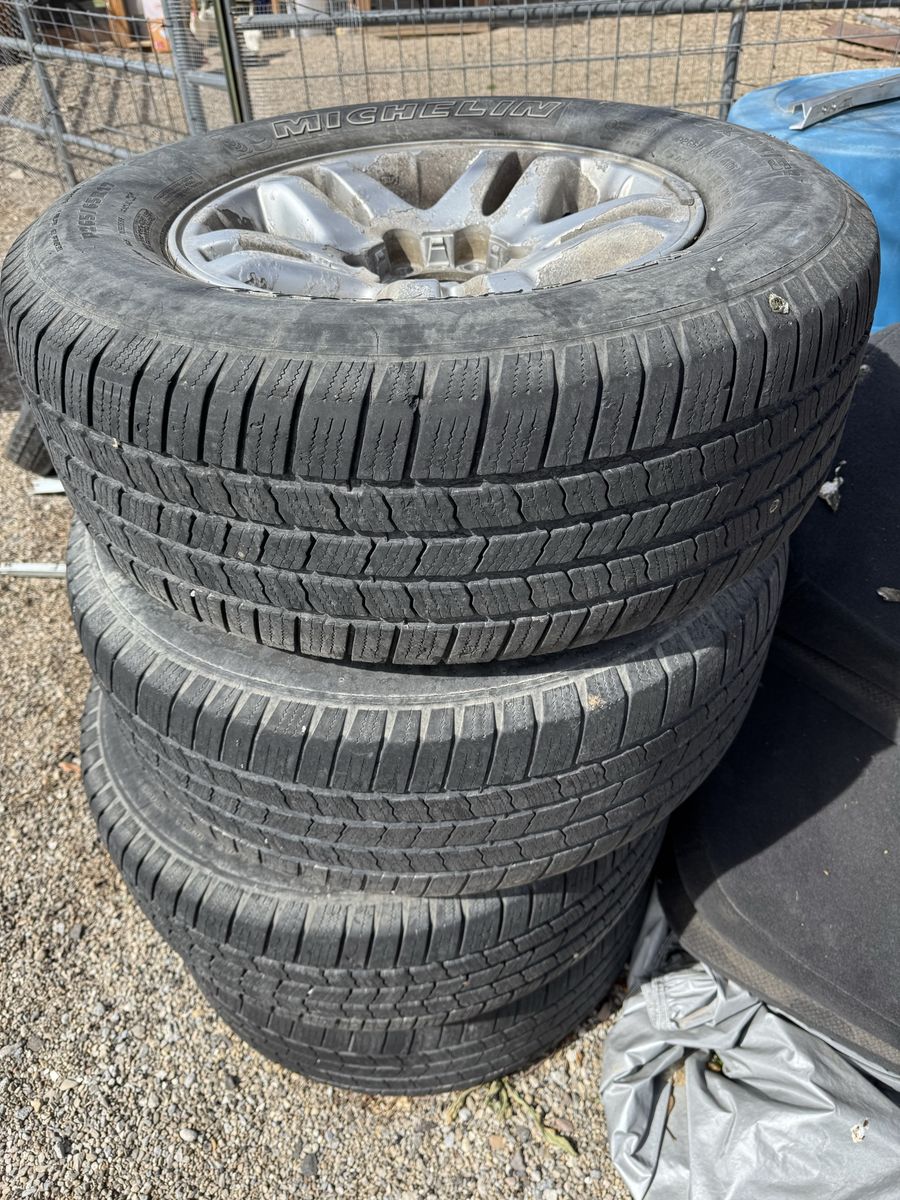 Tires & Wheels for First Generation Tundra