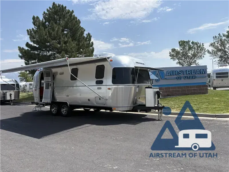 New 2027 Airstream Trade Wind 25FB Twin