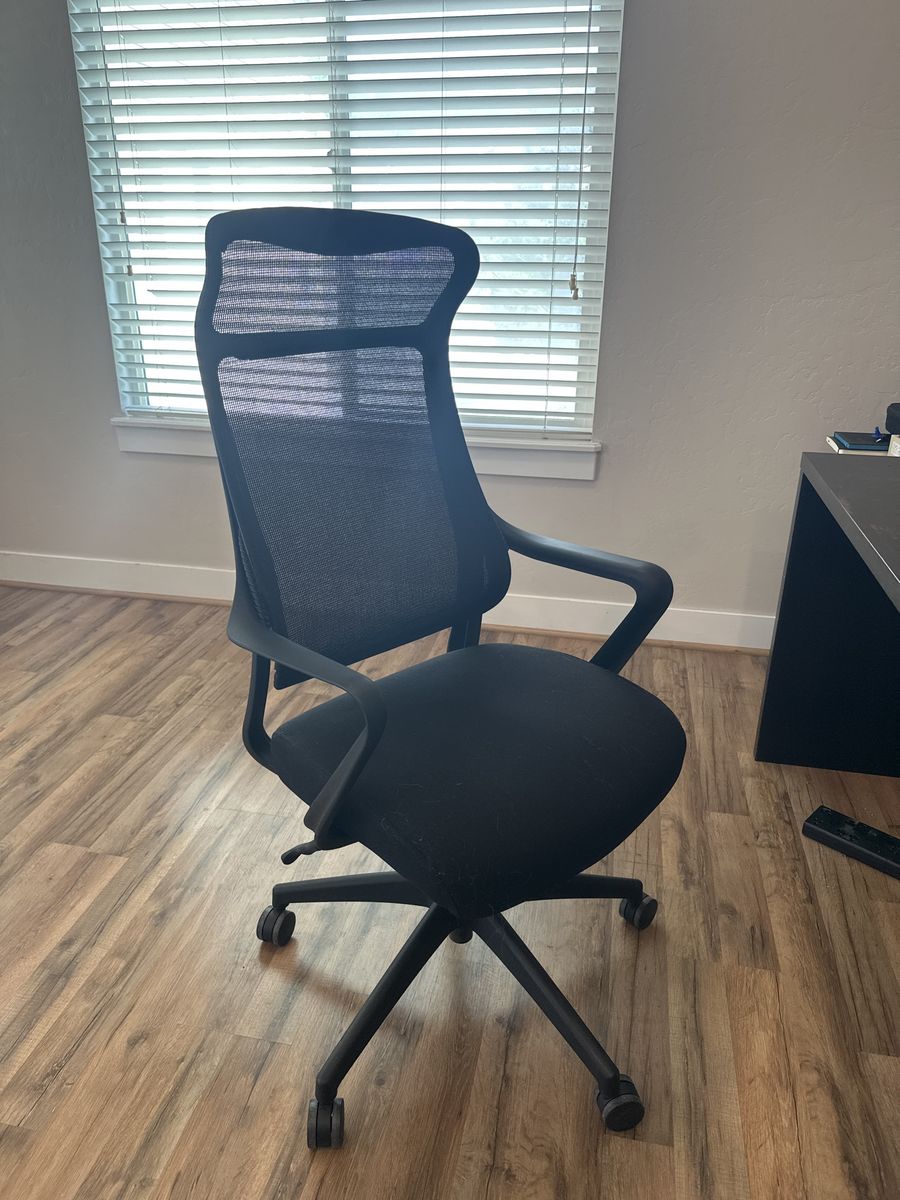 Nice computer chair