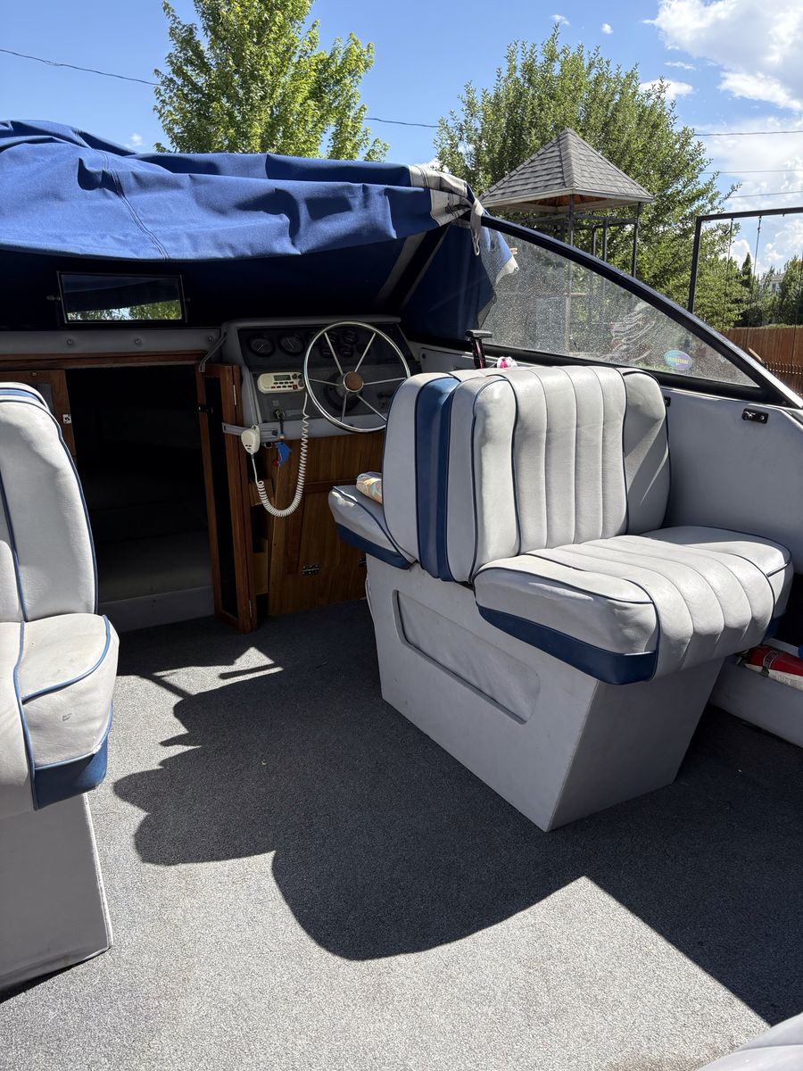 Reinell Boat