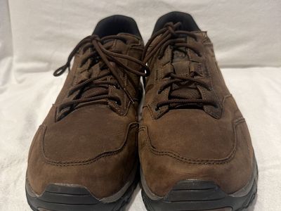 Merrell men’s size 13 brown leather and textile like new hiking shoes