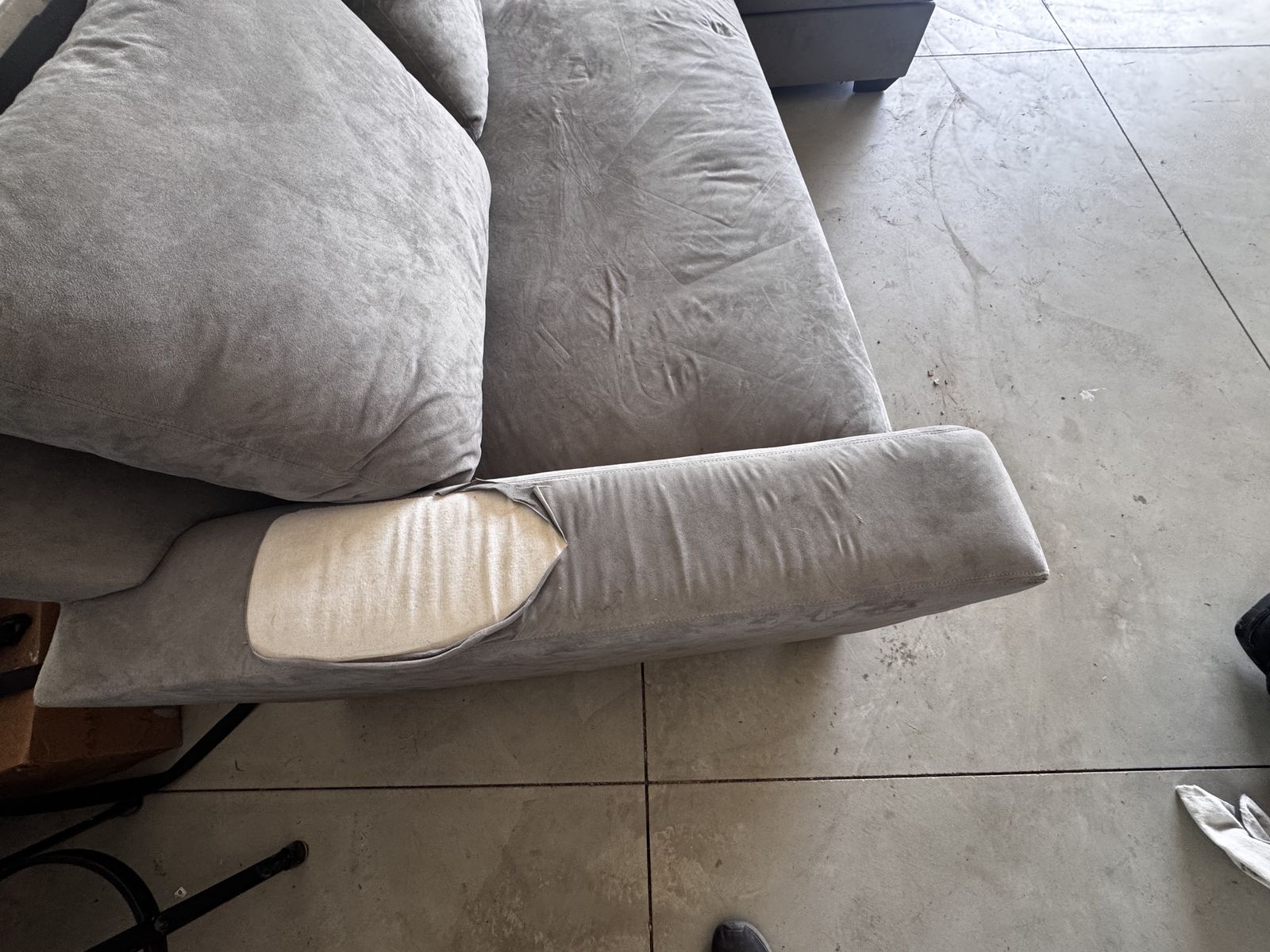 Main image 3