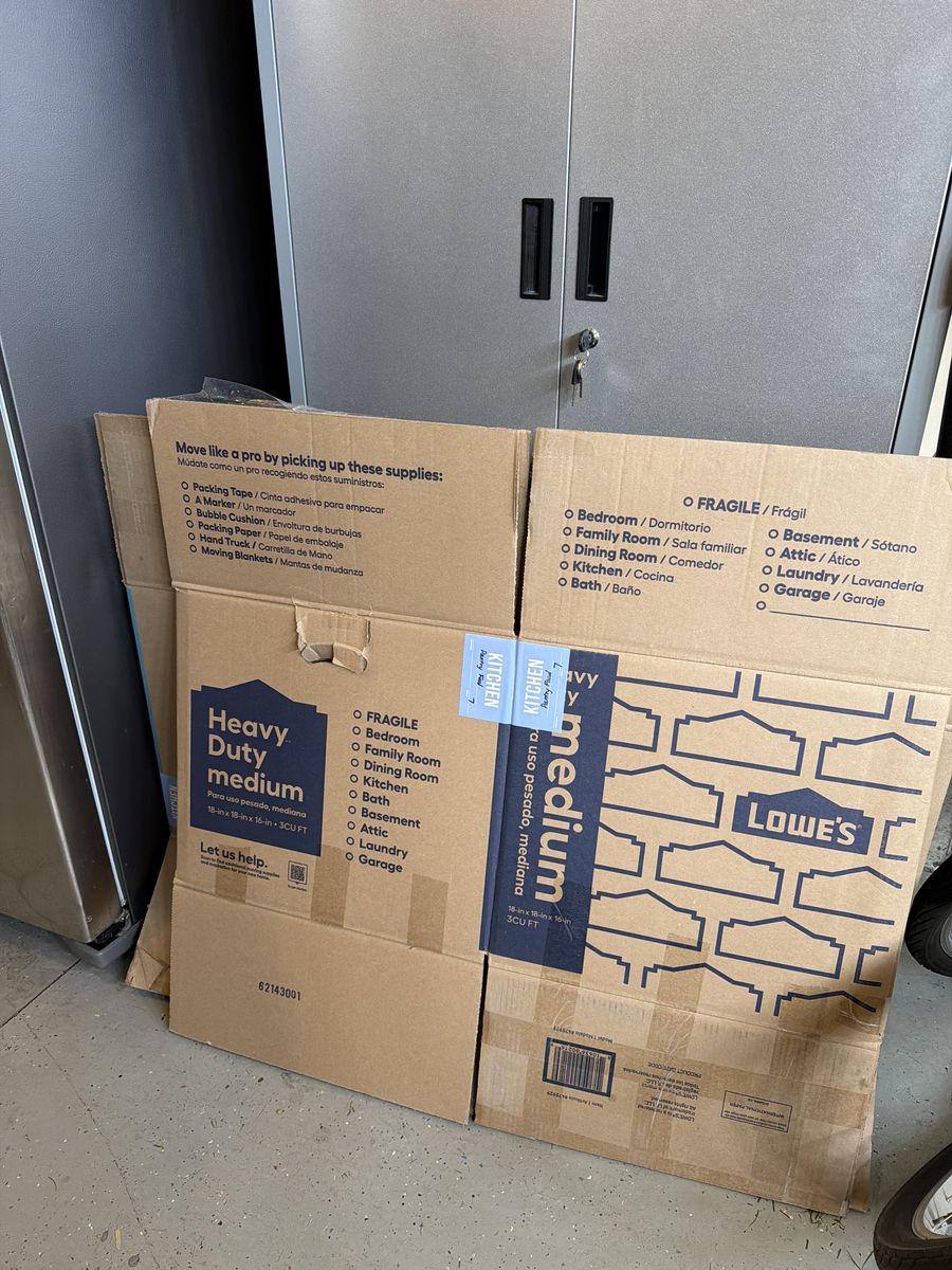 3 Moving Boxes