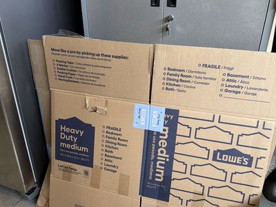 3 Moving Boxes