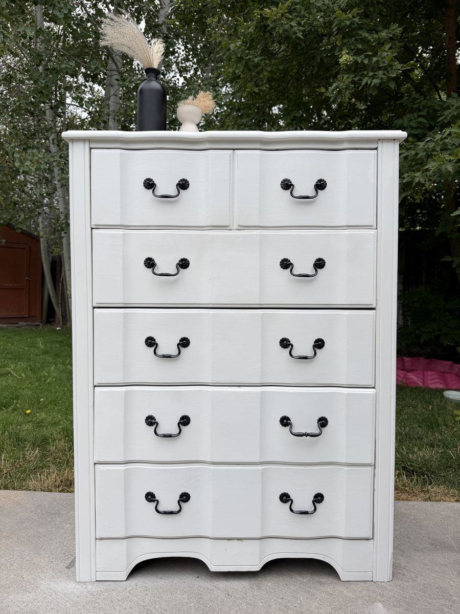 Cute White Drawer Dresser