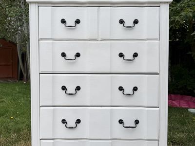 Cute White Drawer Dresser