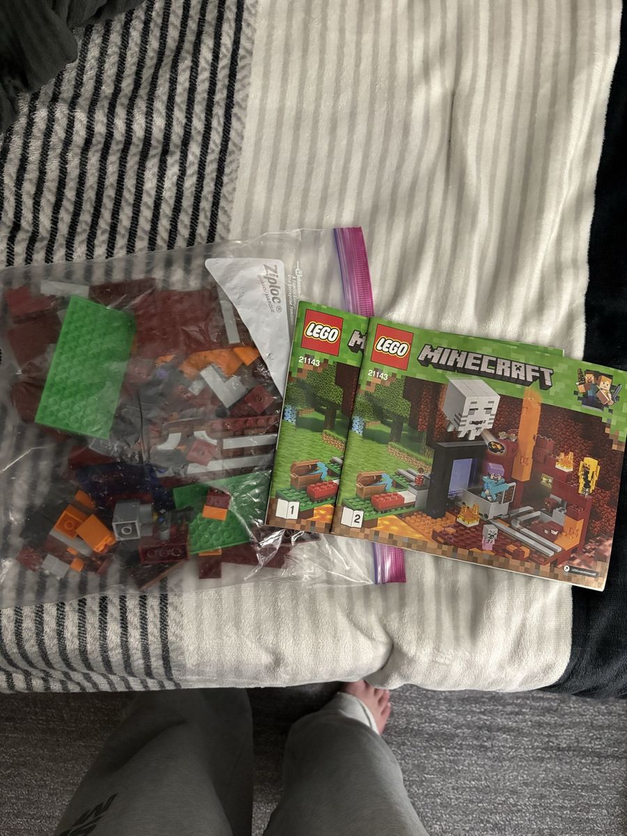 LEGO Minecraft 21143 The Nether Portal Building Kit with Minifigures & Instructions